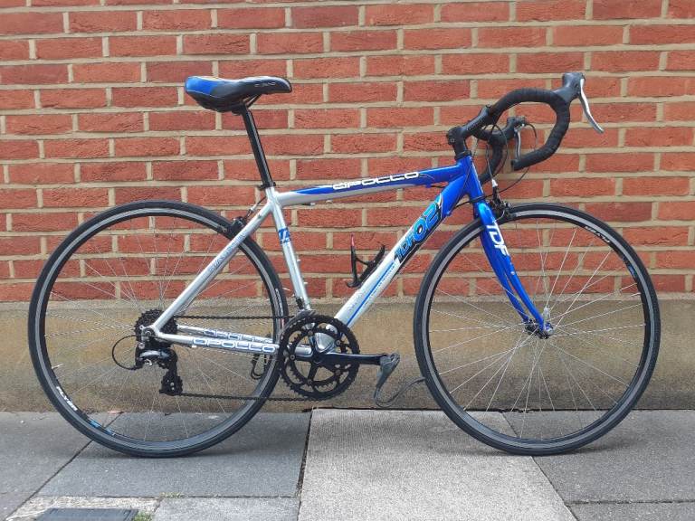  {EXCELLENT CONDITION} Apollo road bike 56cm