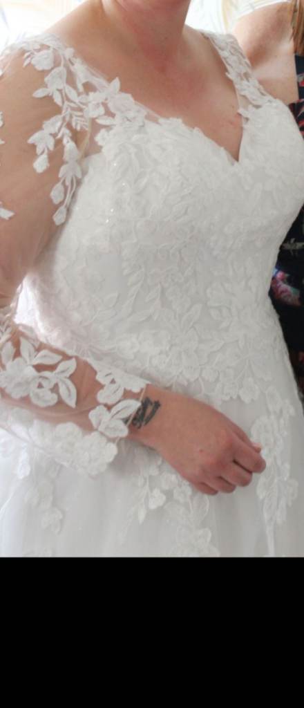 WED2B wedding dress size 20