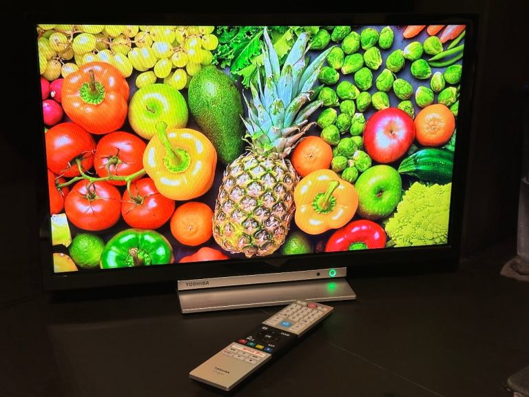 Toshiba 24 inch smart TV 