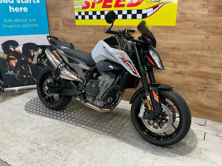 KTM 790 DUKE 2024