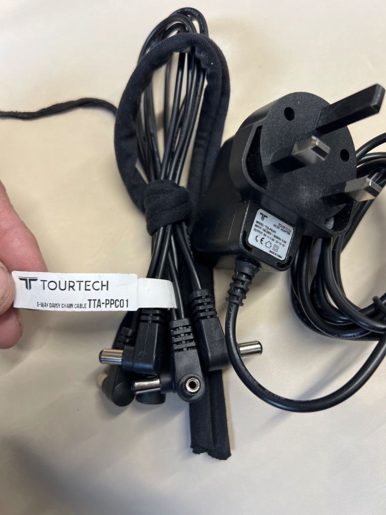 Tour Tech 5 way daisy chain power supply