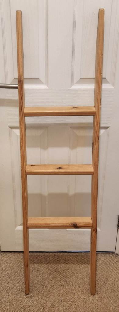 Bunk cabin bed freestanding wooden ladder