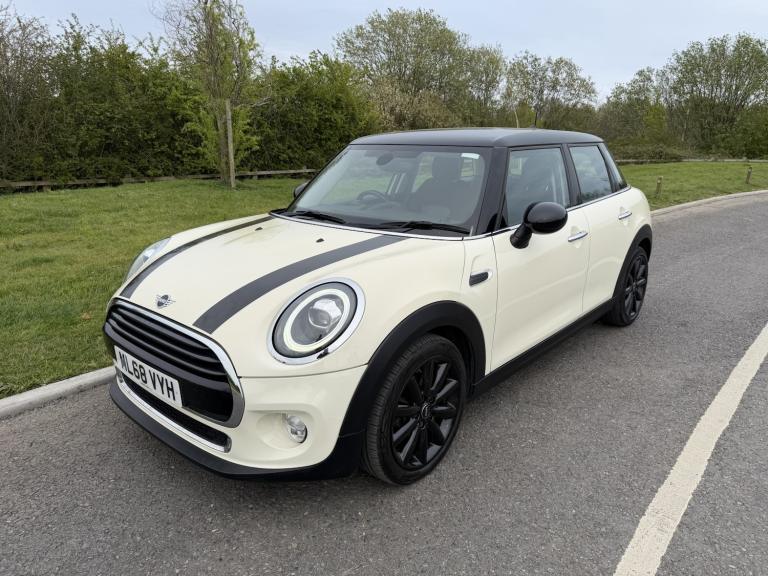 MINI HATCH 1.5 5-Door Hatch Cooper 2018