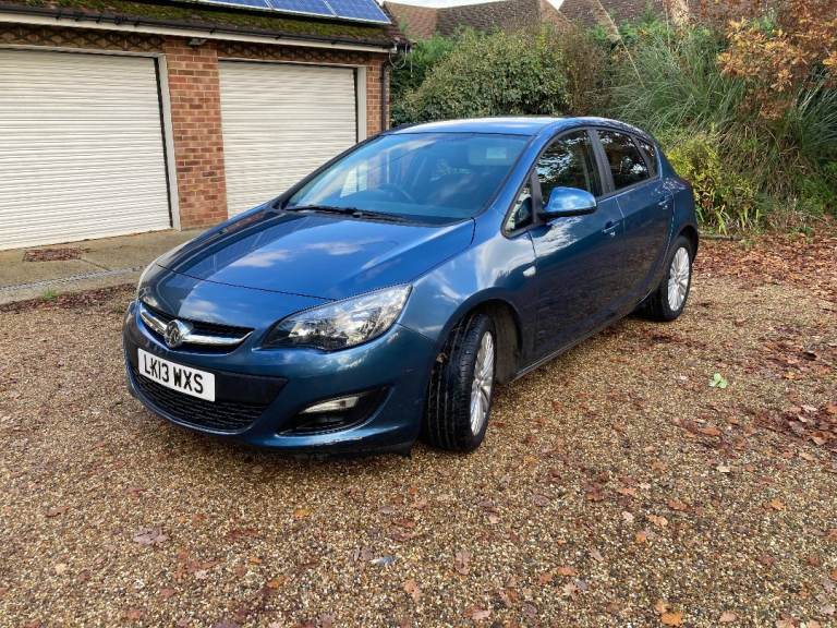 2013 VAUXHALL ASTRA 1.6 i  5 DOOR HATCHBACK , ULEZ COMPLIANT, LONG MOT