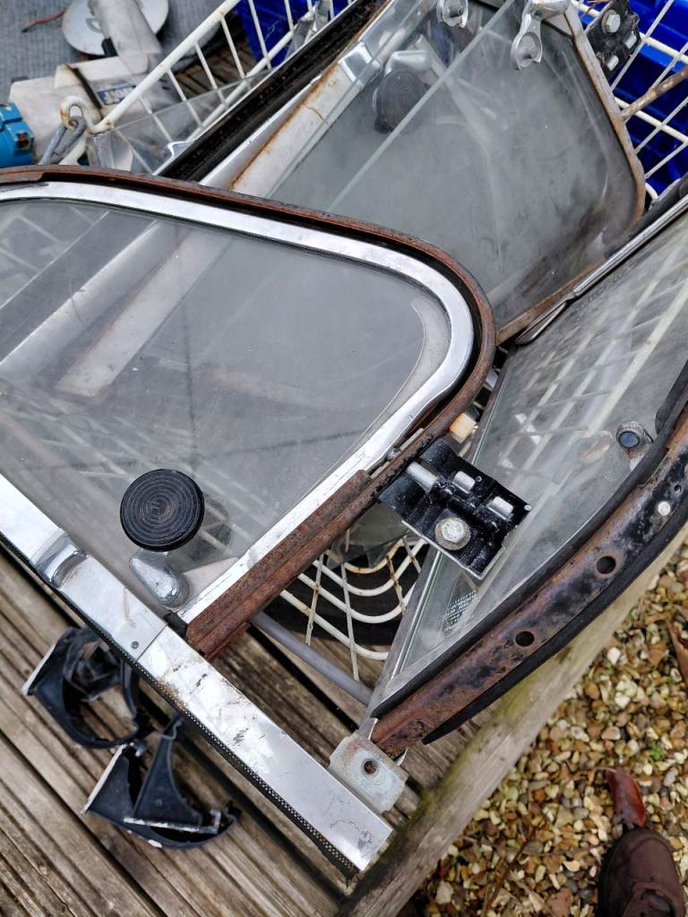 Classic vw beetle side glass, various 