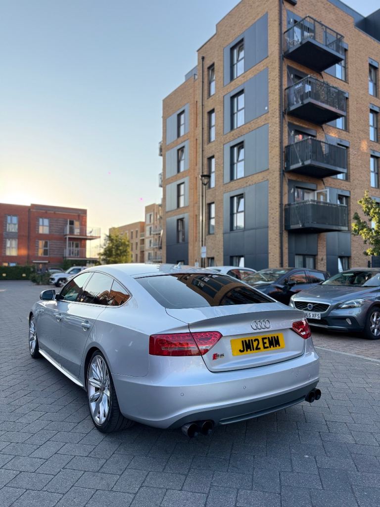 Audi, A5, Hatchback, 2012, Semi-Auto, 2995 (cc), 5 doors