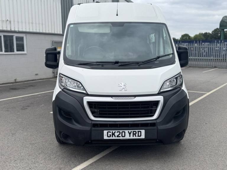 2020 Peugeot Boxer 2.0 BlueHDi 335 Built for Business Professional Crew Van 5dr Diesel Manual  PA...