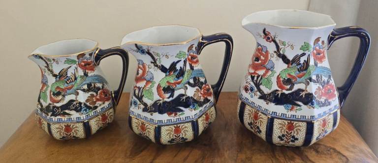 Reduced: Set of 3 Vintage Losol Ware Shanghai pitchers