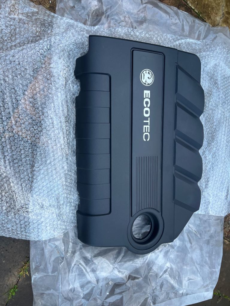 Vauxhall engine cover