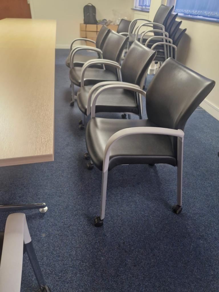 Senator leather meeting chair 