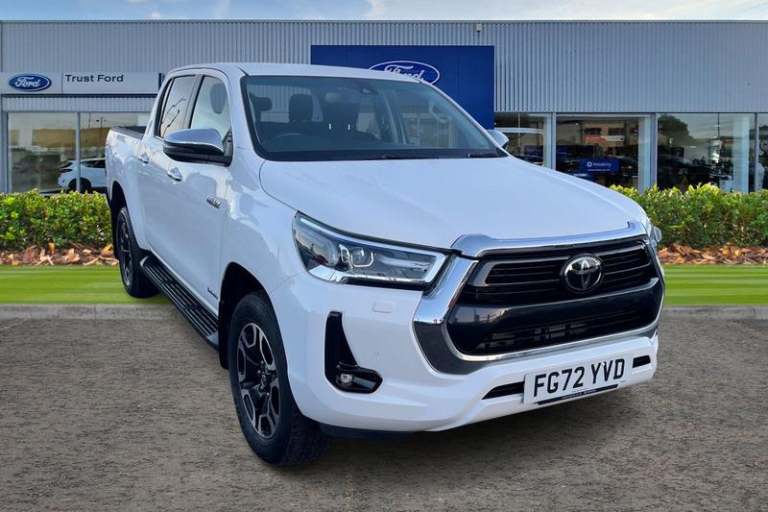 2023 Toyota Hilux Invincible 2.4 D-4D 4x4 Double Cab Pick Up Manual Pick-Up Diesel Manual