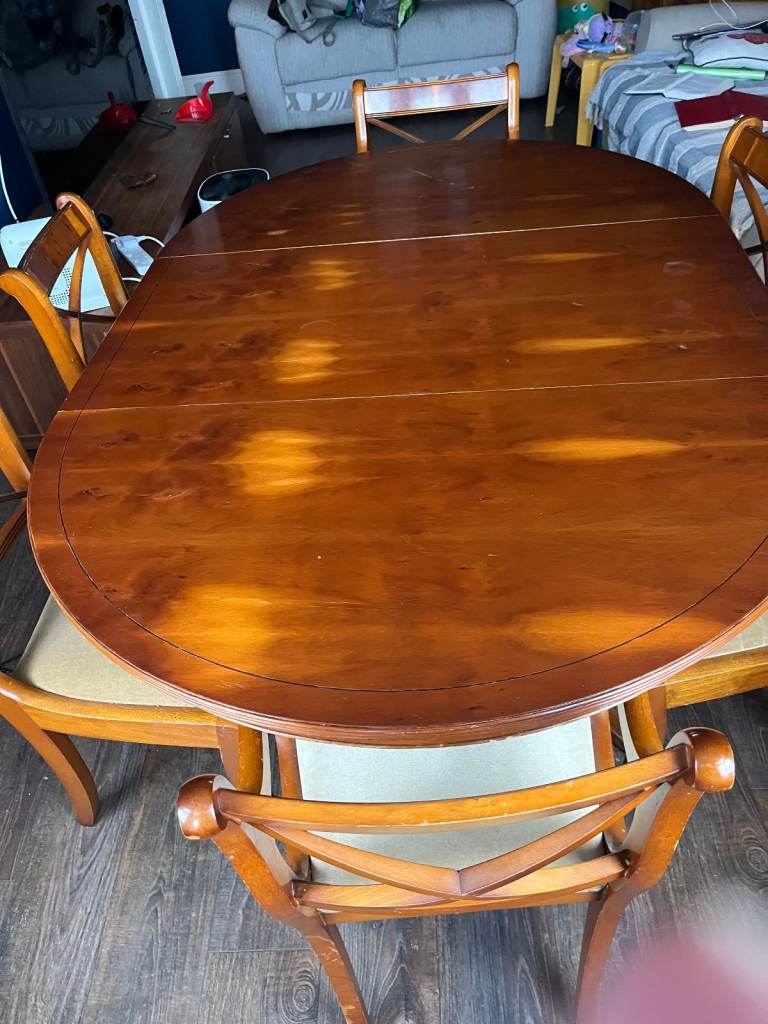 Large Rosewood Dining Table with 6 chairs