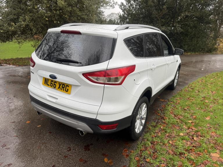 FORD KUGA 2.0 TDCi Titanium 2016