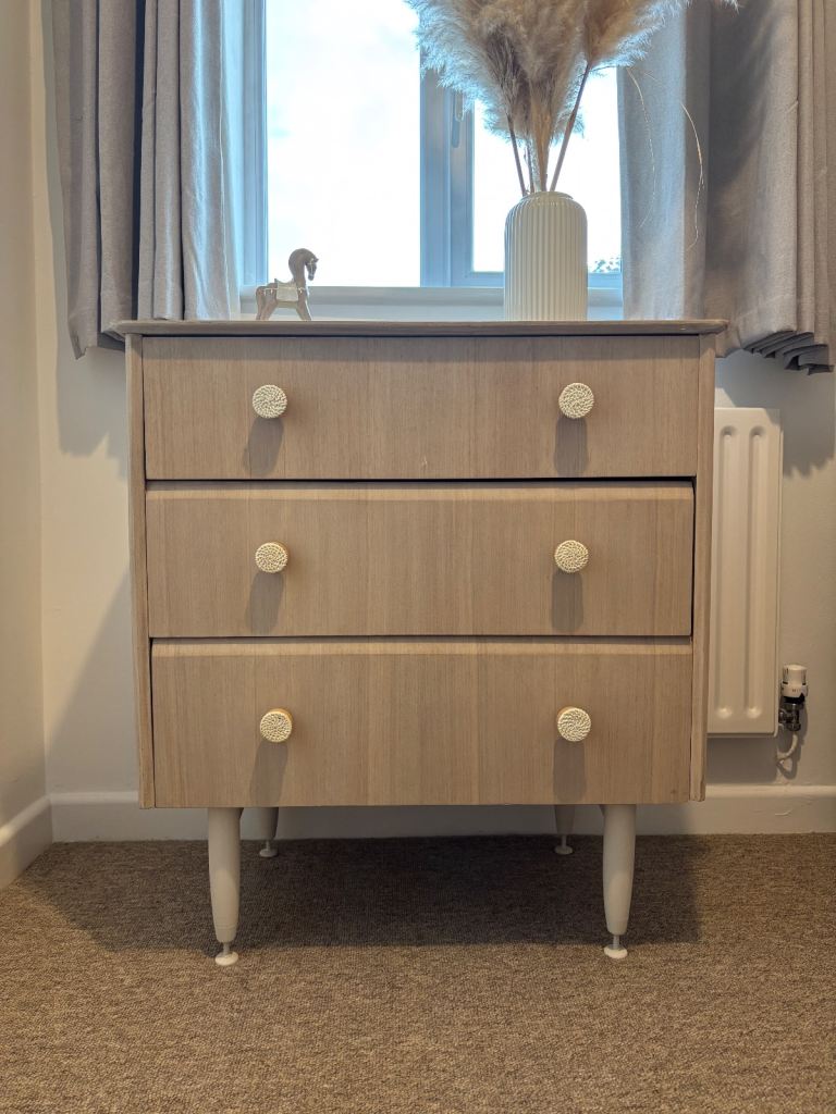 image for Beautiful Neutral Wooden Dresser / Chest of Drawers 