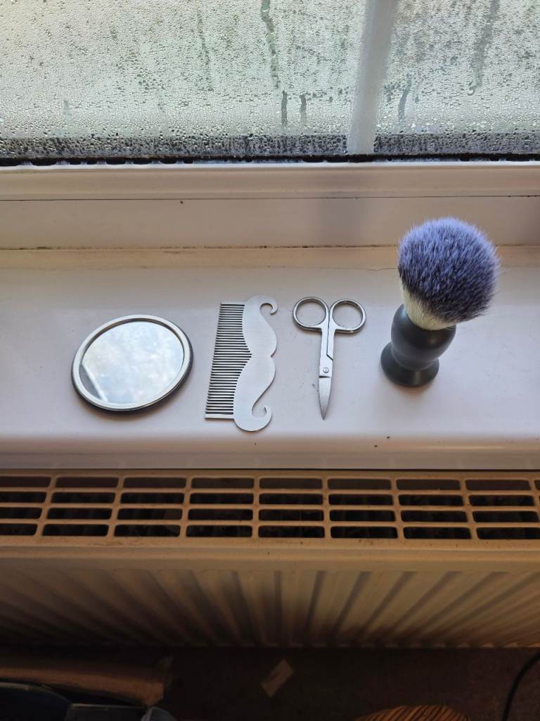 Mens shaving kit 