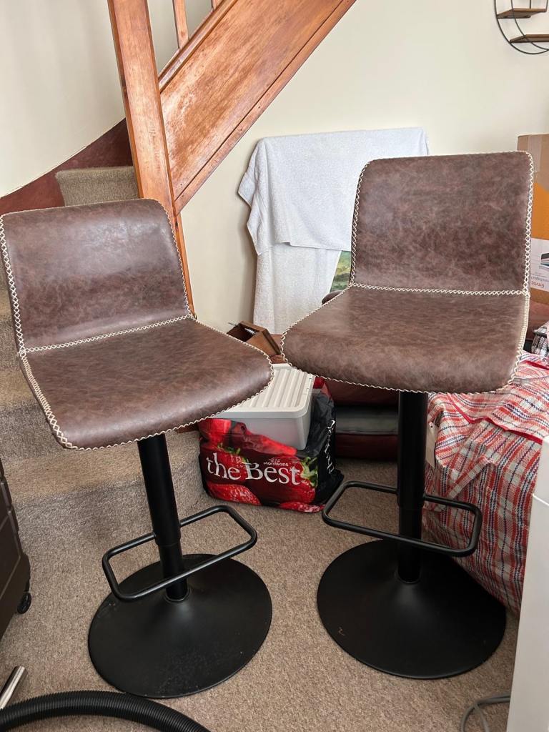Faux leather bar seats x2 