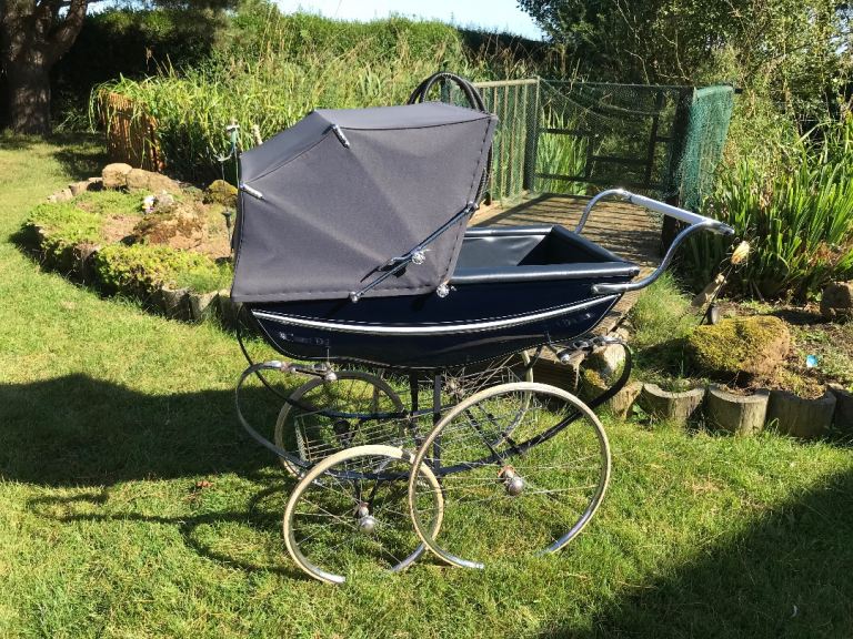 Silver cross coach built pram