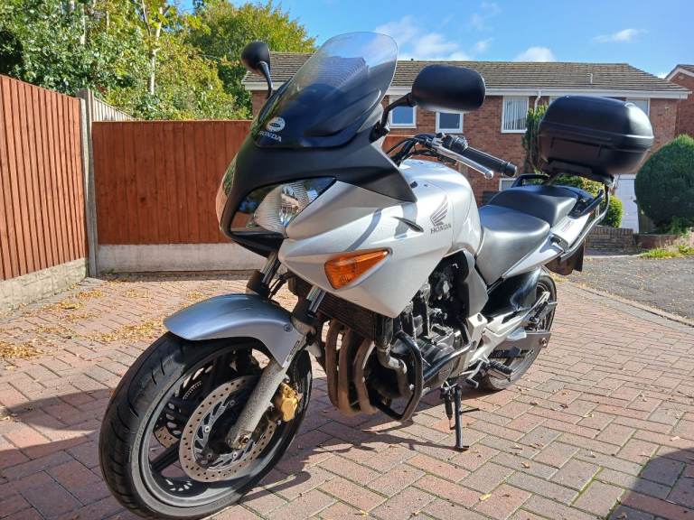 Honda, CBF, 2005, 599 (cc) one owner service history V5