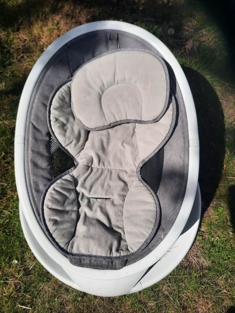 Baby chair bouncer 