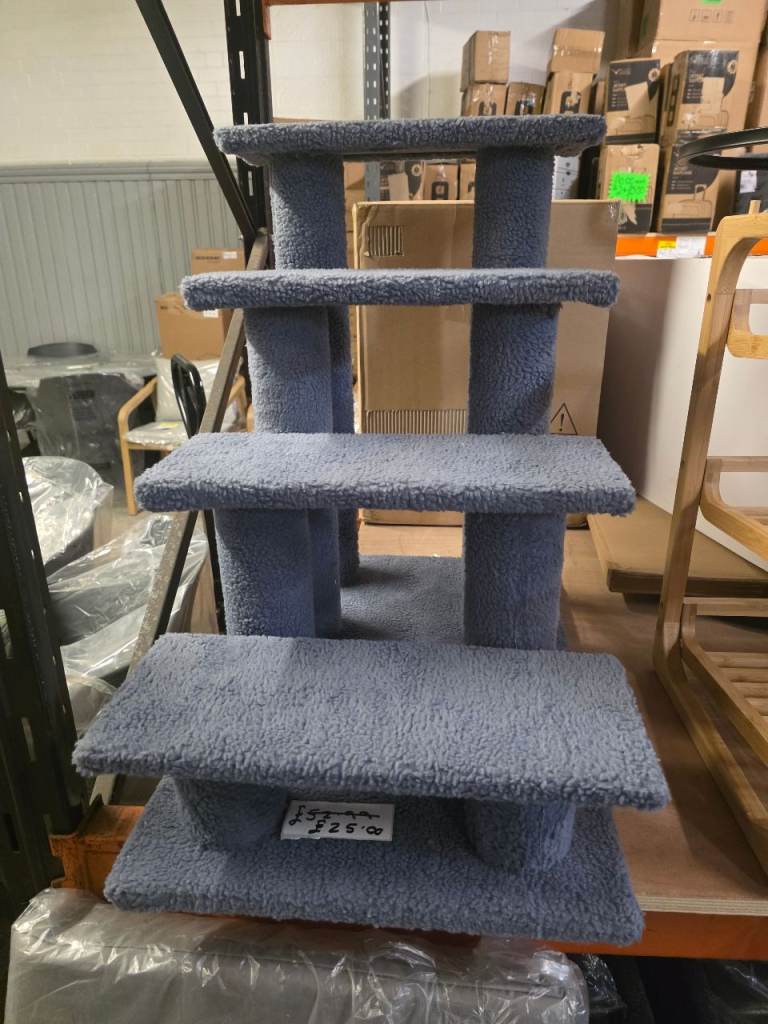 A new grey Steps for Pets Stairs  Cat Climb Ladder post that can hold pets up to 20kg.