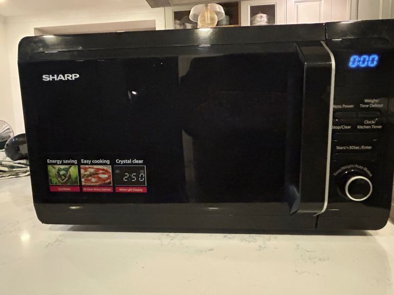 Sharp R274KM digital microwave oven 20 L