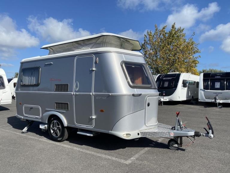 2018 ERIBA TOURING GT 420 LUXURY 2 BERTH TOURING CARAVAN