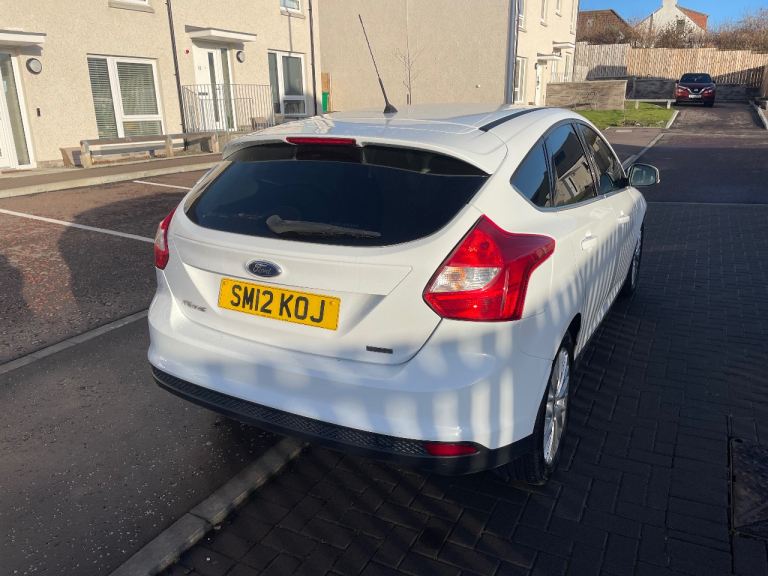 Ford, FOCUS, Hatchback, 2012, Manual, 998 (cc), 5 doors