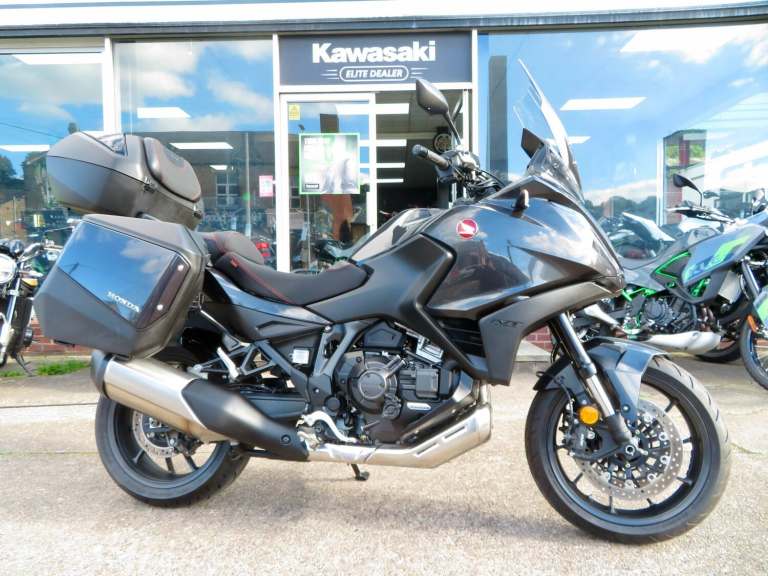 2023 Honda NT 1100 DCT TOP BOX & COMFORT SEATS  Petrol Automatic
