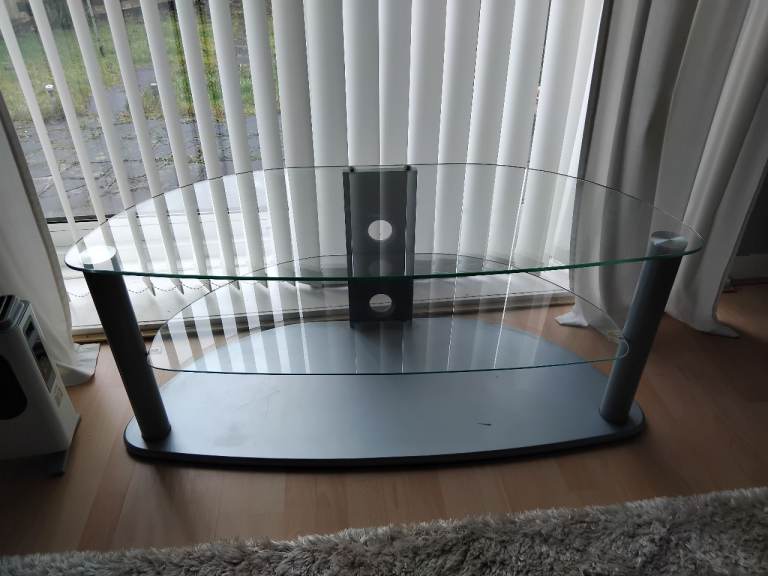 Glass tv stand 