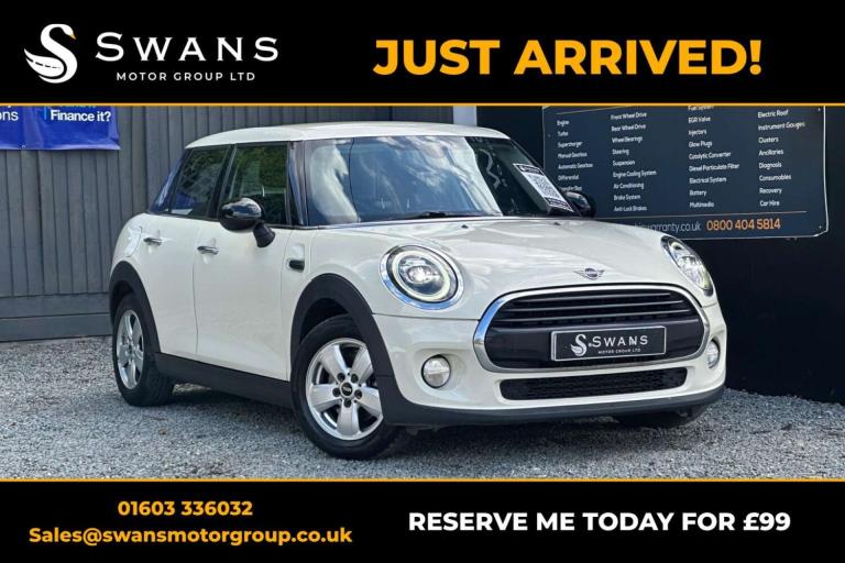 2018 MINI Hatch 1.5 5-Door Hatch Cooper White Manual Petrol 2018 Hatchback Petrol Manual