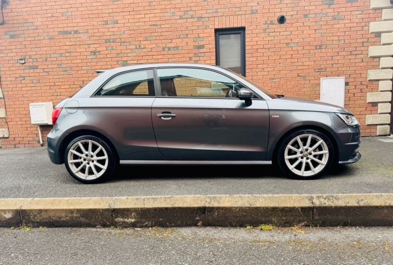 Audi A1, 1.6 TDI S-Line LOW INSURANCE 