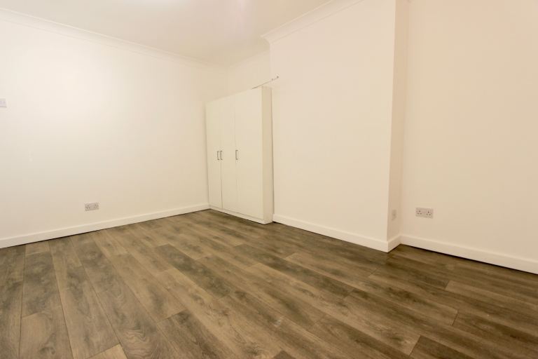 WESTFIELD LANE - AVAILABLE NOW. 2 bed Flat with GARDEN. HA1 HA2 HA3 HA0