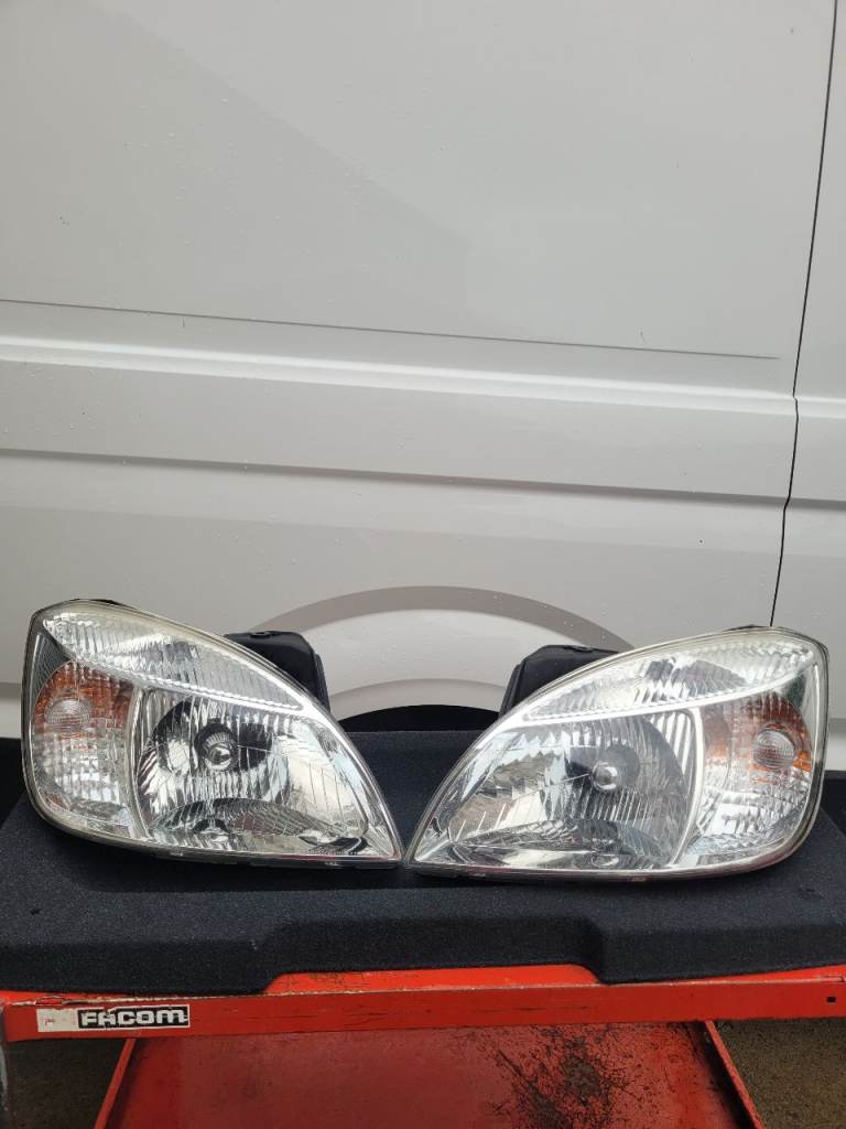 Pair Headlights Kia Rio 2005-2011