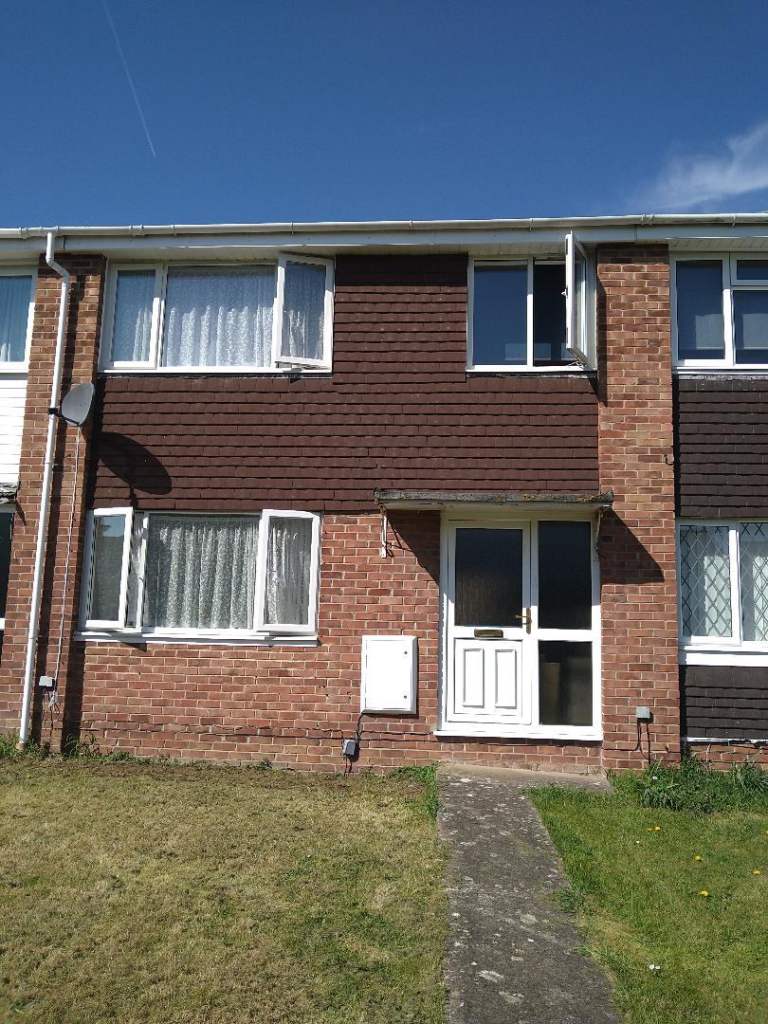 3 bed House to rent Abbeydale Gloucester