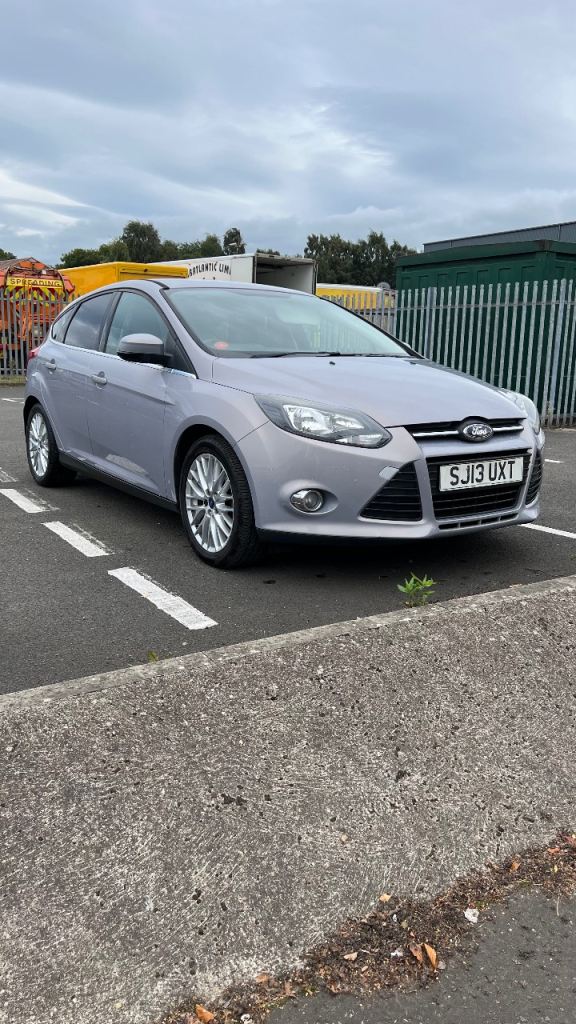 Ford, FOCUS, Hatchback, 2013, Manual, 998 (cc), 5 doors