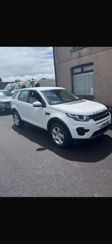 LAND ROVER DISCOVERY SPORT, FULL SERVICE HISTORY, VERY LOW MILEAGE