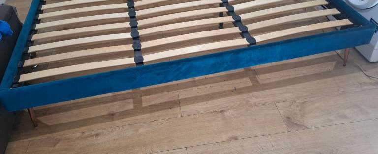 Super King Size Velvet Bed Frame [£120] (SAME DAY DELIVERY AVAILABLE)