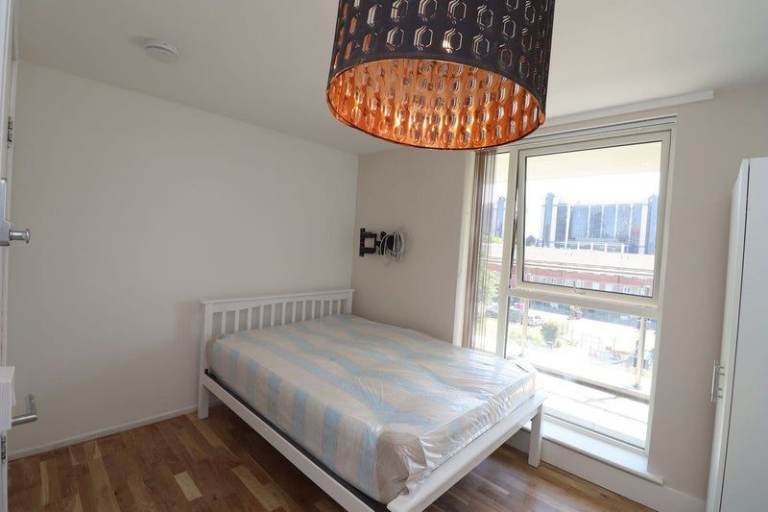 💜 Room Available | Move In Now 🌟