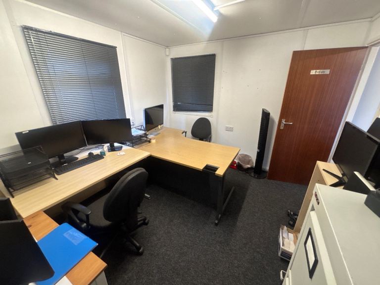 Office space for up to 4 people 