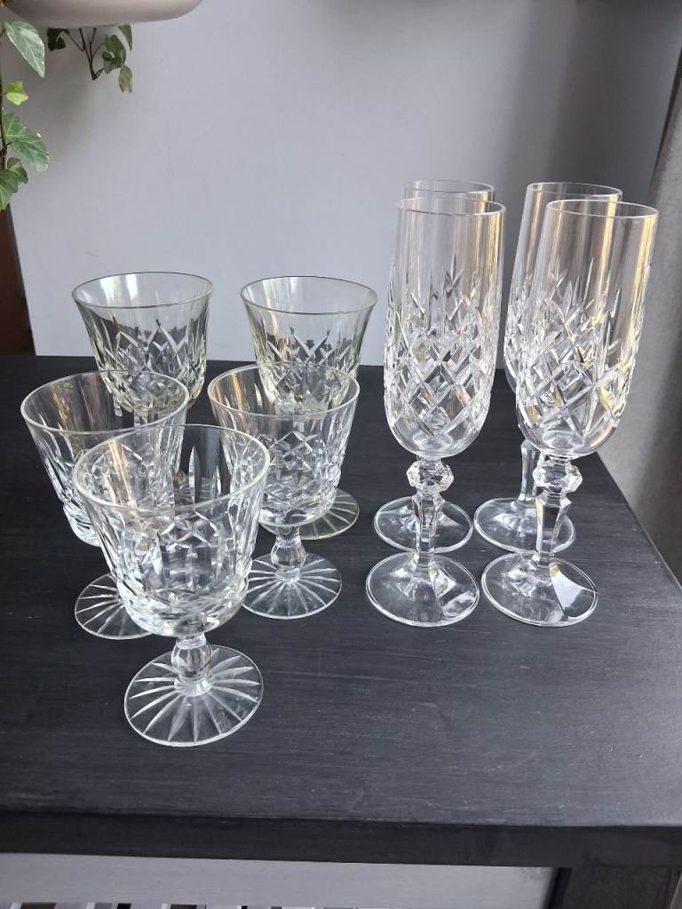 Crystal glasses and flutes