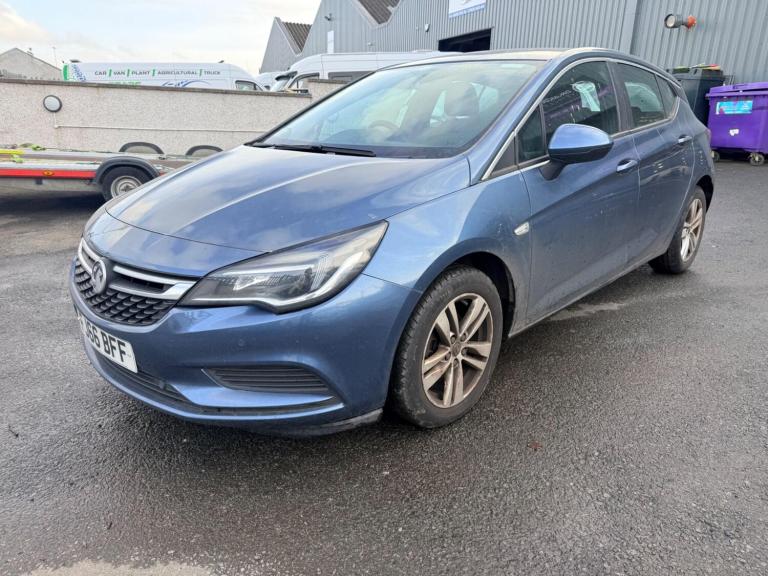2016 Vauxhall Astra 1.6 CDTi 16V ecoFLEX Design 5dr HATCHBACK DIESEL Manual
