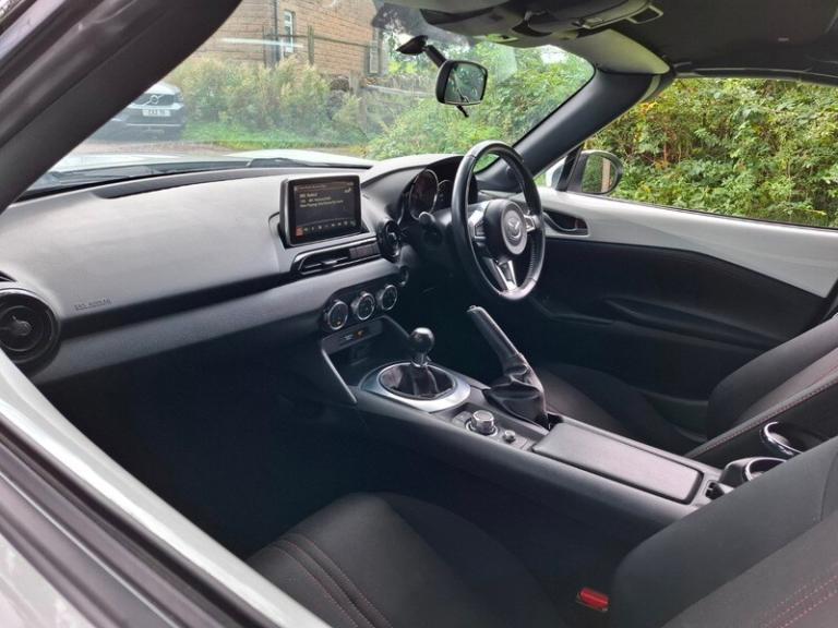 Mazda MX-5 SE-L NAV