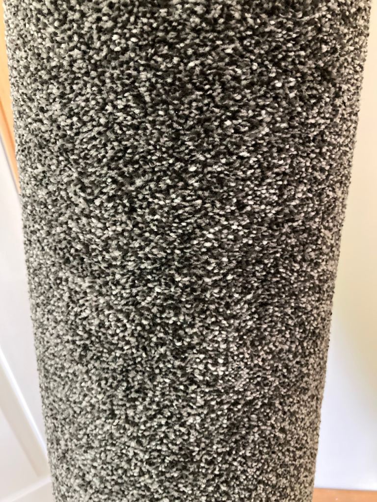 Dark grey carpet off cut (4m x 1.65m)