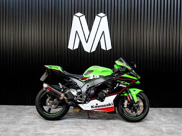 2022 Kawasaki Ninja ZX-10R 1000 Super Sports Petrol Manual Euro 5 (213 ps)