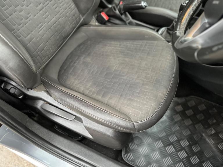 2017 Vauxhall Corsa 1.4 ecoFLEX SE 5dr HATCHBACK PETROL Manual