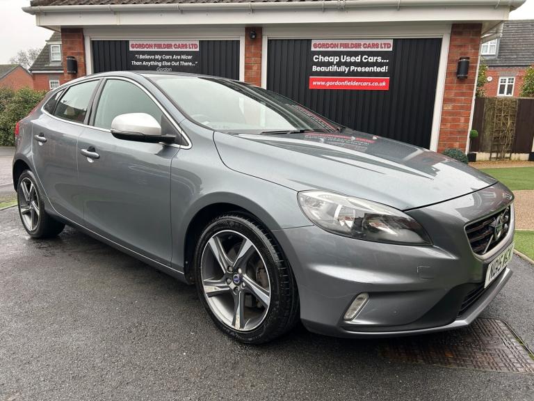 2015 Volvo V40 T2 [122] R DESIGN 5dr RARE CAR! DRIVES LOVELY! PULLS WELL! REAL VALUE! HATCHBACK P...