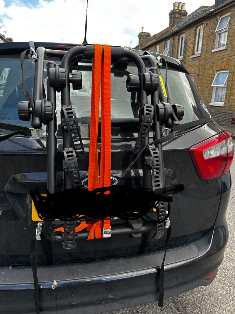 Rear Car Bike Carrier Rack for 3 Bikes – Good Condition