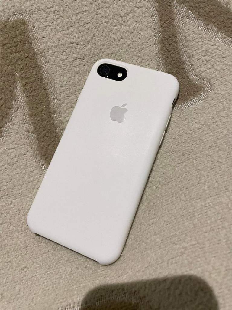 iPhone 8 64gb GRADE A