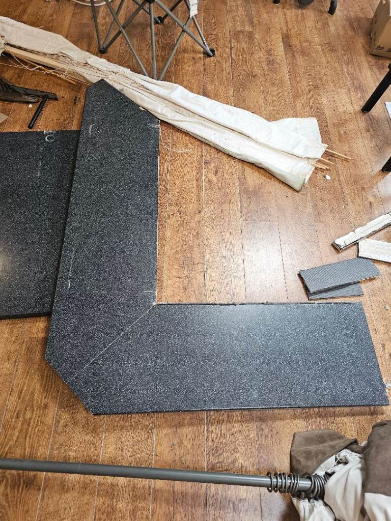 black laminate worktops 