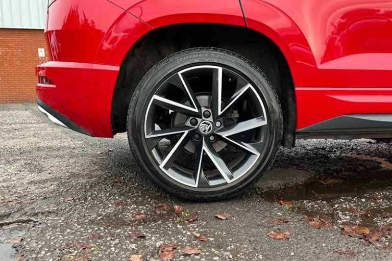 2019 Skoda Karoq 2.0 TDI Sport Line 4x4 5dr ESTATE DIESEL Manual